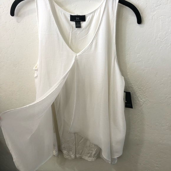 NWT New Flowy Tank Top Blouse White Large - Picture 2 of 6